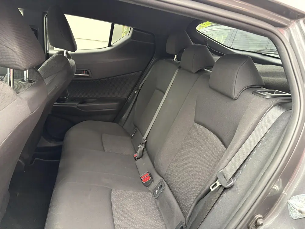 Toyota C-Hr 1.8 Hybrid Style | Parkeersensoren voor/ achter uit 2019, foto 9