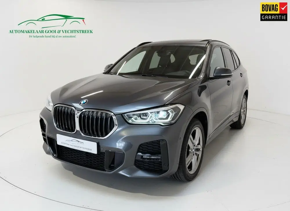 BMW X1 SDrive18i High Exec. M-Sport uit 2021