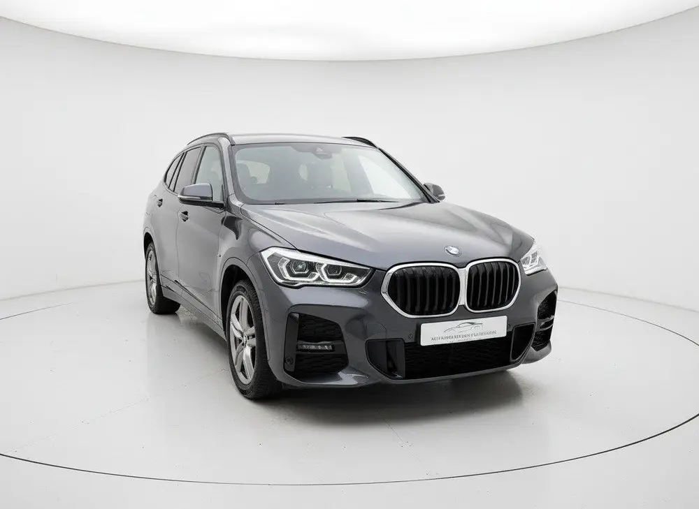 BMW X1 SDrive18i High Exec. M-Sport uit 2021, foto 9