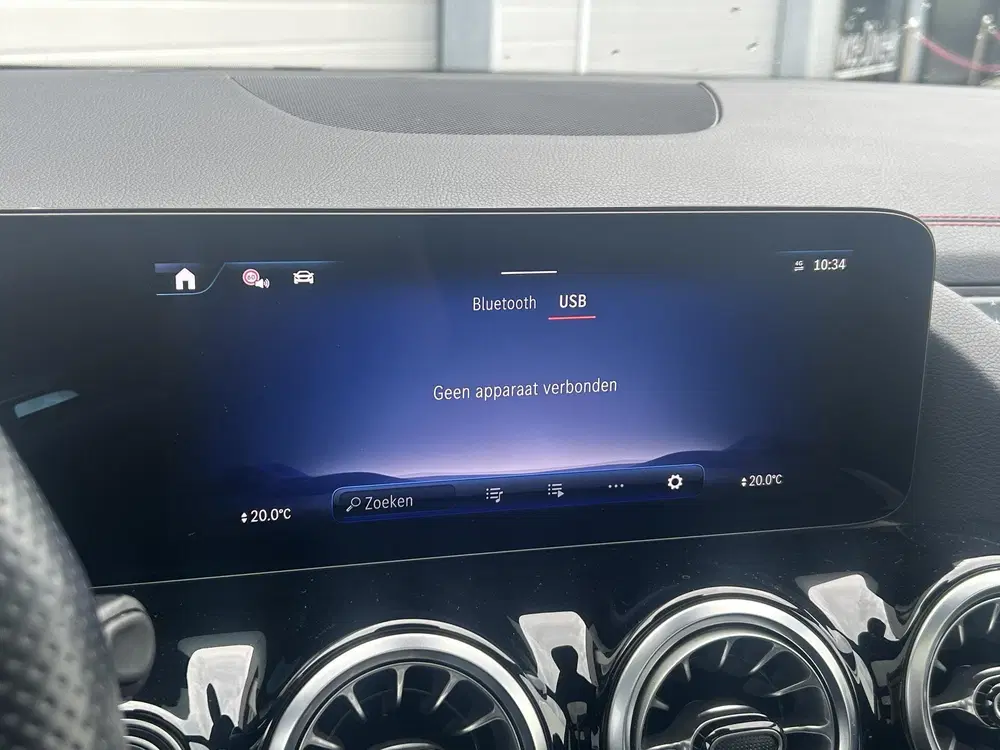 Mercedes-Benz EQA 250+ AMG uit 2025, foto 13