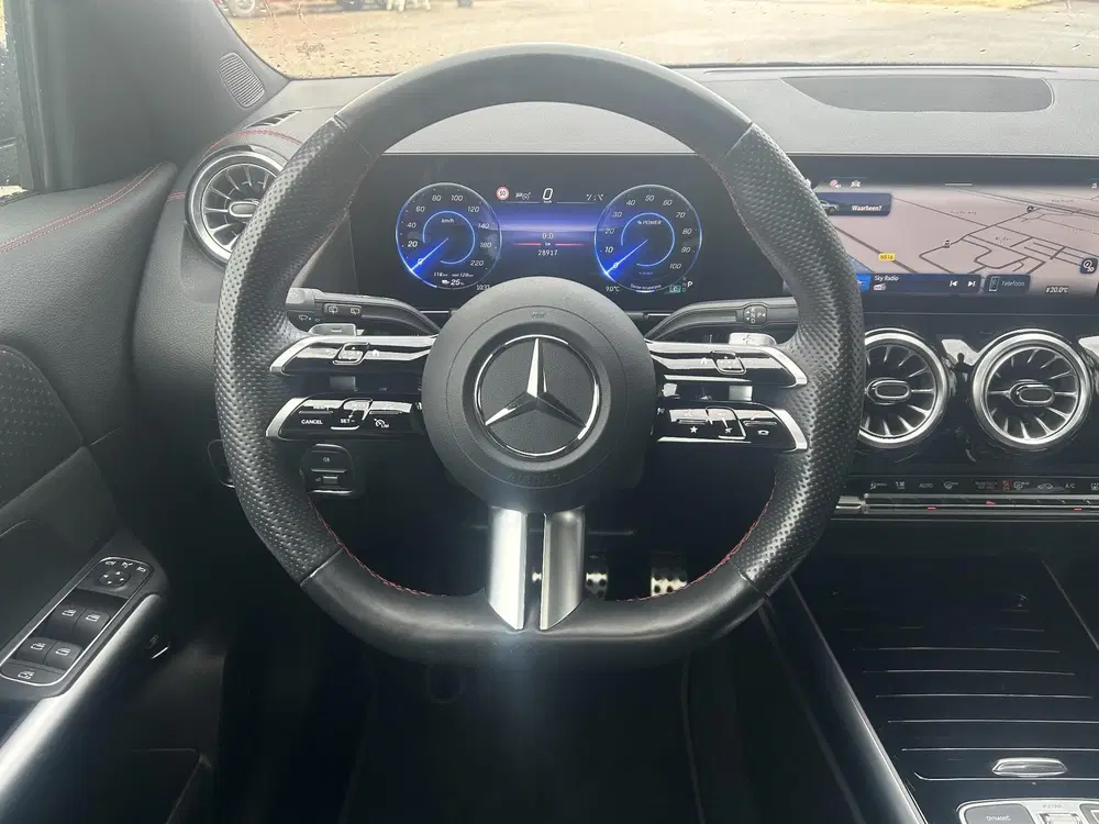 Mercedes-Benz EQA 250+ AMG uit 2025, foto 14