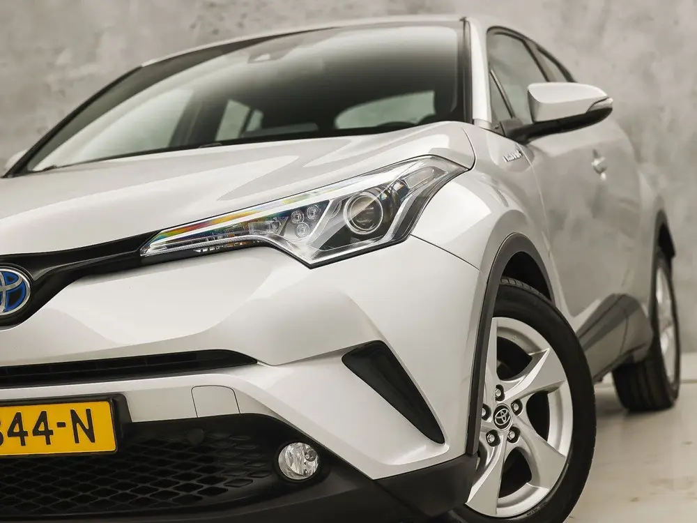 Toyota C-Hr 1.8 Hybrid Sport Automaat (NAVIGATIE, CLIMATE, C uit 2019, foto 11