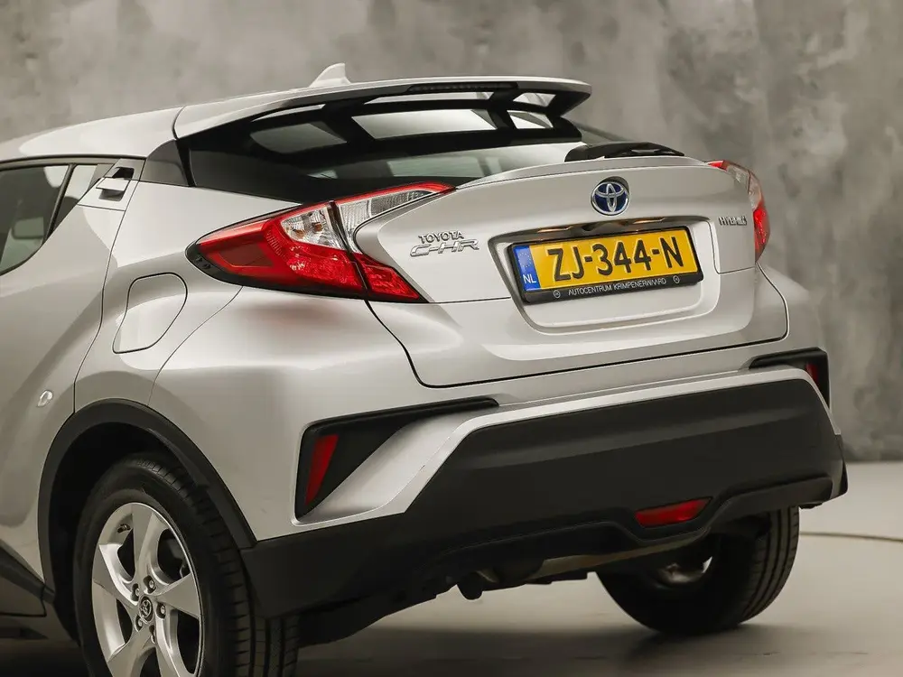 Toyota C-Hr 1.8 Hybrid Sport Automaat (NAVIGATIE, CLIMATE, C uit 2019, foto 17