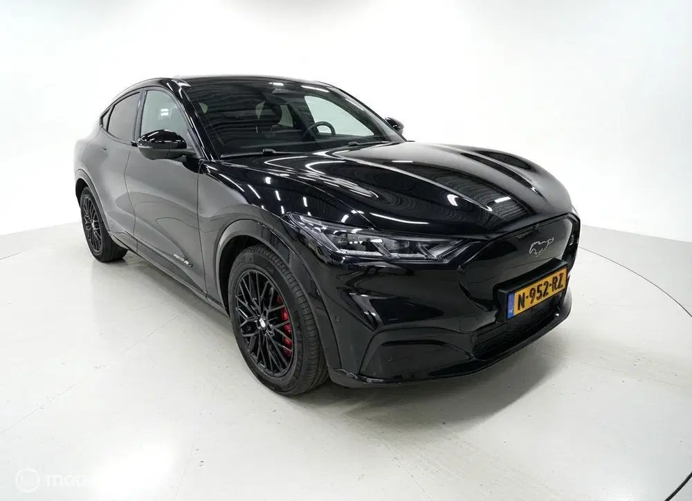 Ford Mustang Mach-E Extended AWD 98kWh uit 2021, foto 14