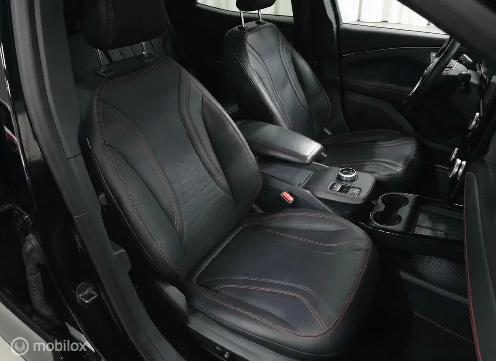 Ford Mustang Mach-E Extended AWD 98kWh uit 2021, foto 20