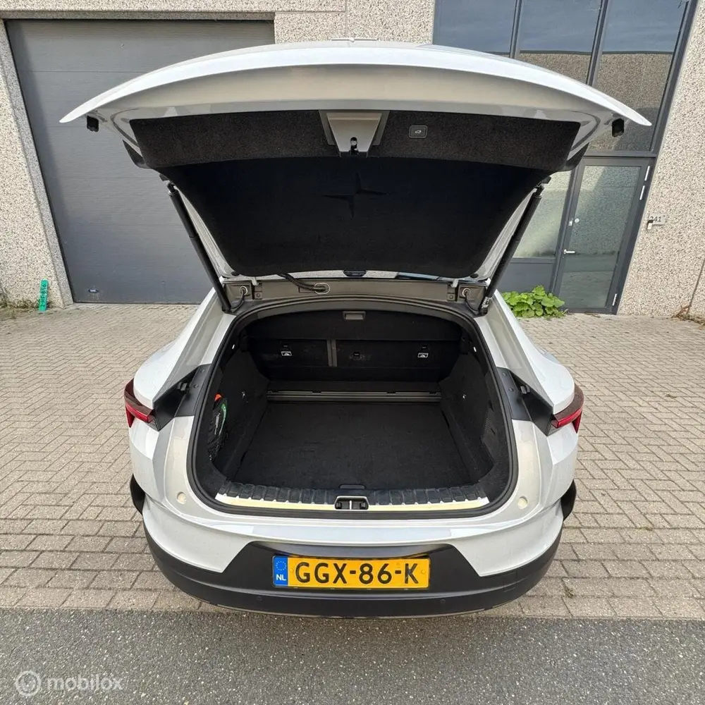 Polestar 4 Long Range Single motor 100 kWh uit 2024, foto 17