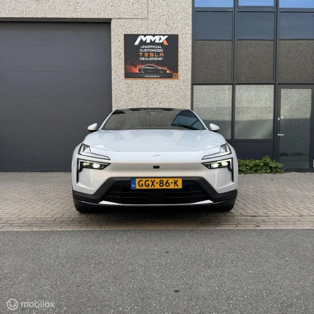 Polestar 4 Long Range Single motor 100 kWh uit 2024, foto 4