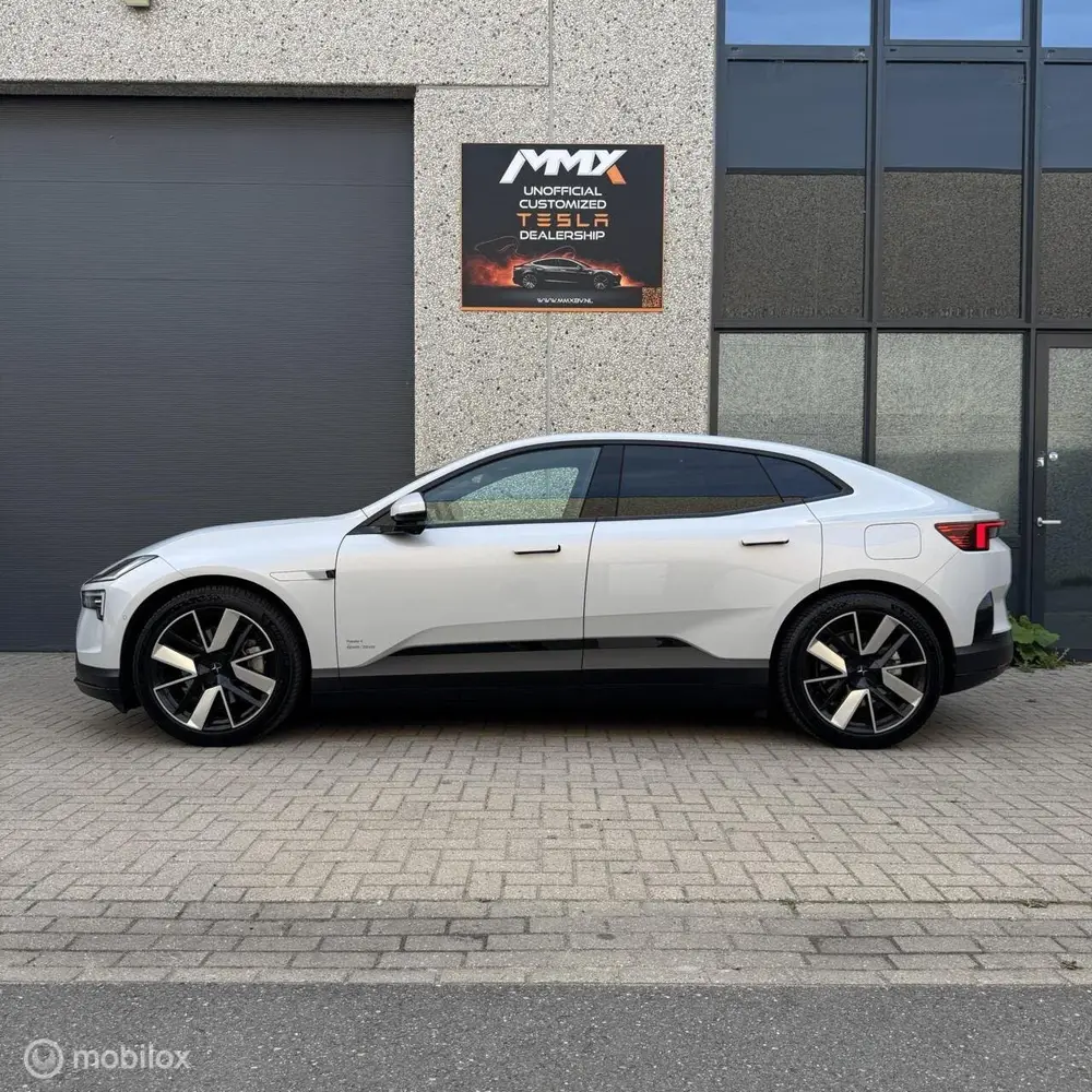 Polestar 4 Long Range Single motor 100 kWh uit 2024, foto 6