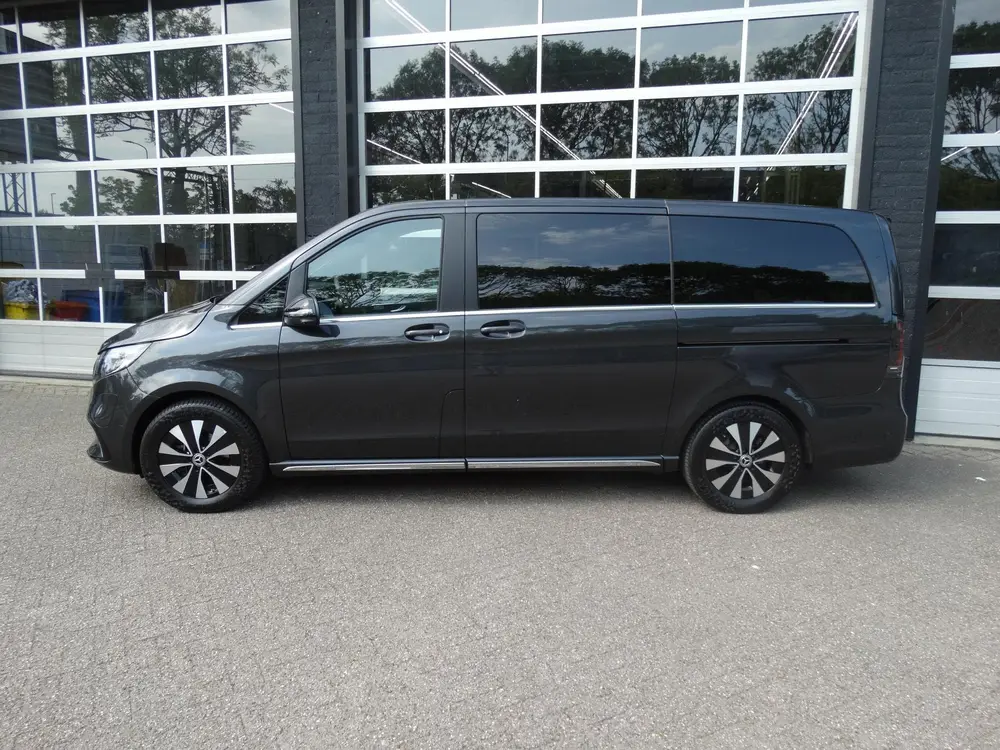 Mercedes-Benz EQV 300 L2 90 kWh uit 2025, foto 8
