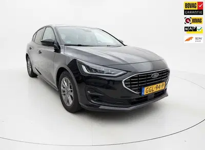 Ford Focus 1.0 EcoBoost Hybrid Titanium uit 2024