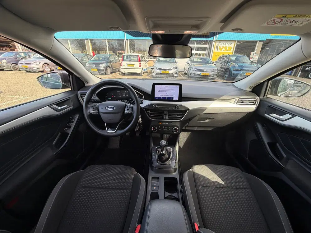 Ford Focus 1.0 EcoBoost Titanium X Business uit 2022, foto 2