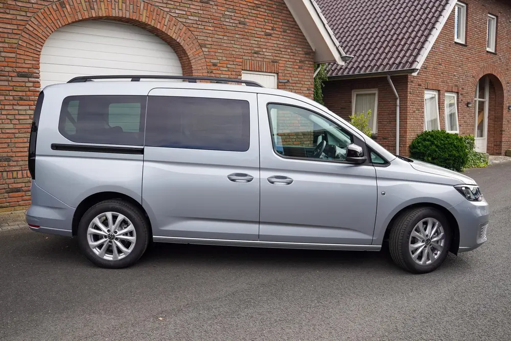 Volkswagen Caddy Maxi 1.5 TSI Hybride Life 7 Zits Apple Carp uit 2026, foto 2