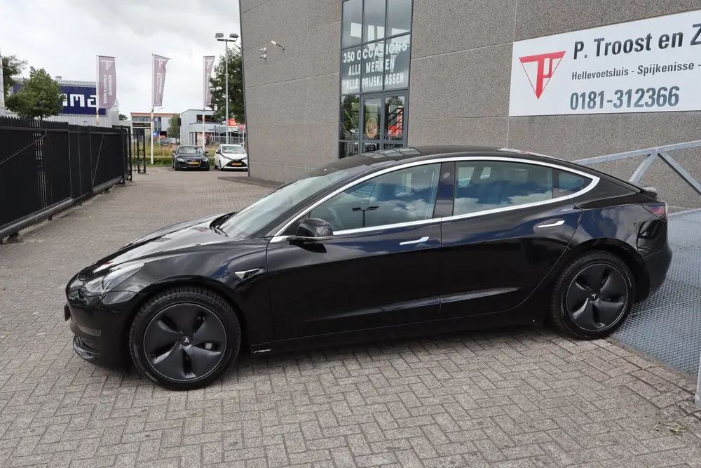 Tesla Model 3 Long Range AWD 75 kWh Nederlandse auto uit 2020, foto 4