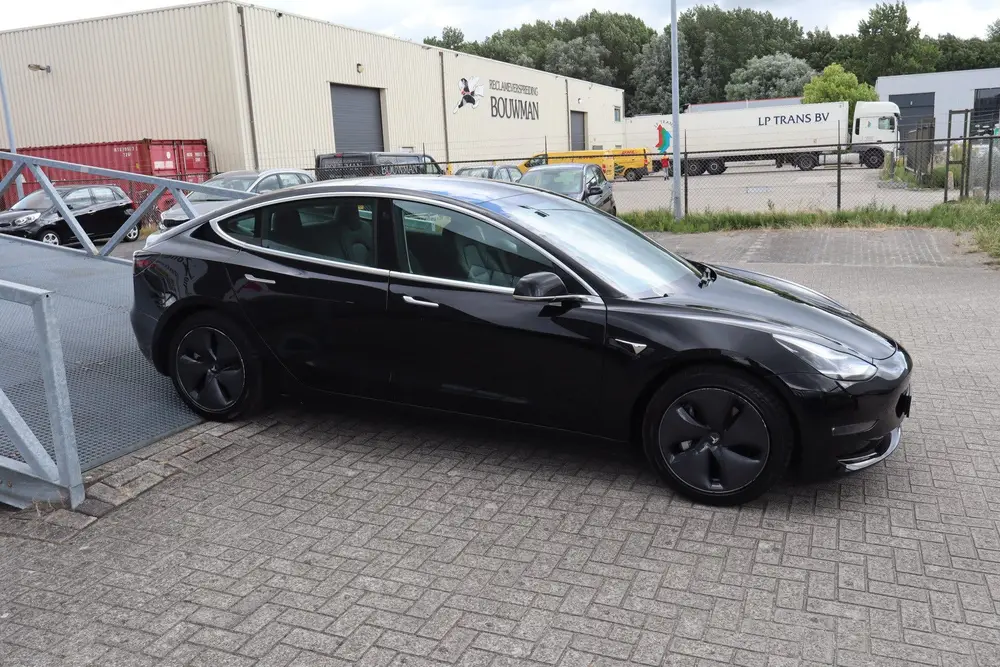 Tesla Model 3 Long Range AWD 75 kWh Nederlandse auto uit 2020, foto 7