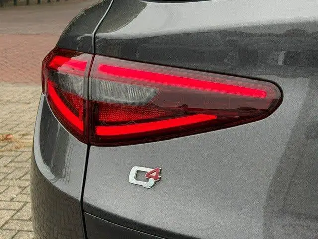 Alfa Romeo Stelvio 2.0 T AWD Q4 200PK Leer Navi Trekhaak Key uit 2019, foto 12