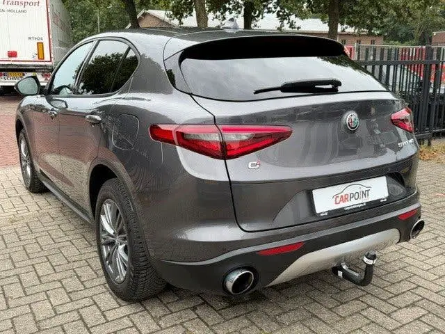 Alfa Romeo Stelvio 2.0 T AWD Q4 200PK Leer Navi Trekhaak Key uit 2019, foto 9