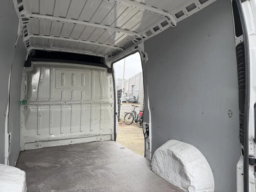 Opel Movano 2.2D 120 L2H2 EDITION AIRCO. NAVIGATIE. AC uit 2022, foto 15