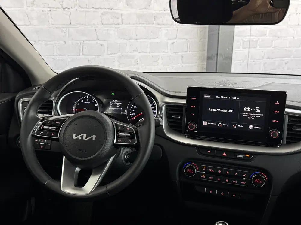 Kia Ceed 1.0 T-GDi DynamicPlusLine Stoel-Stuurve uit 2023, foto 12