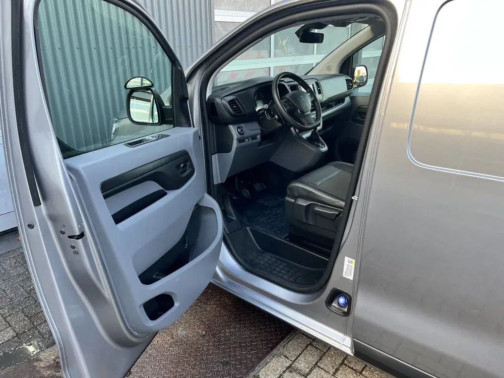 Peugeot Expert 1.5 BlueHDI Marge BTW en BPM vrij Airco Cr uit 2020, foto 5
