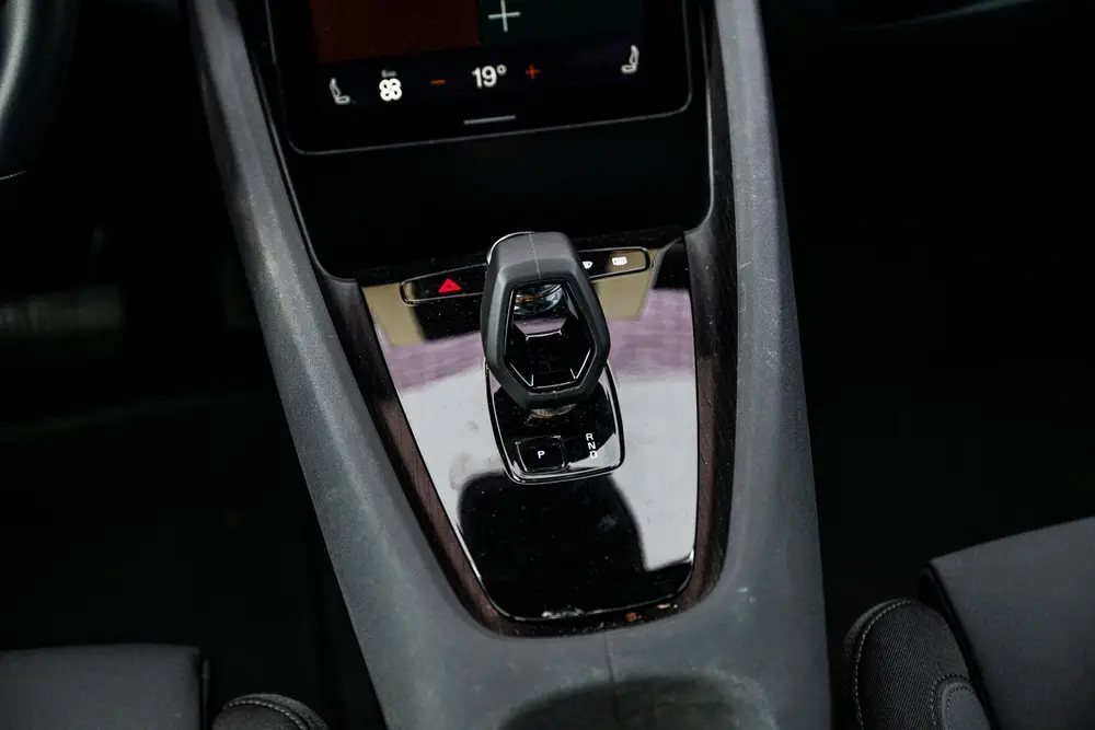 Polestar 2 Long Range Dual Motor 78 kWh uit 2023, foto 13