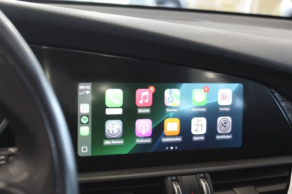 Alfa Romeo Giulia 2.0T Super/CARPLAY/CRUISE/CAMERA uit 2020, foto 15