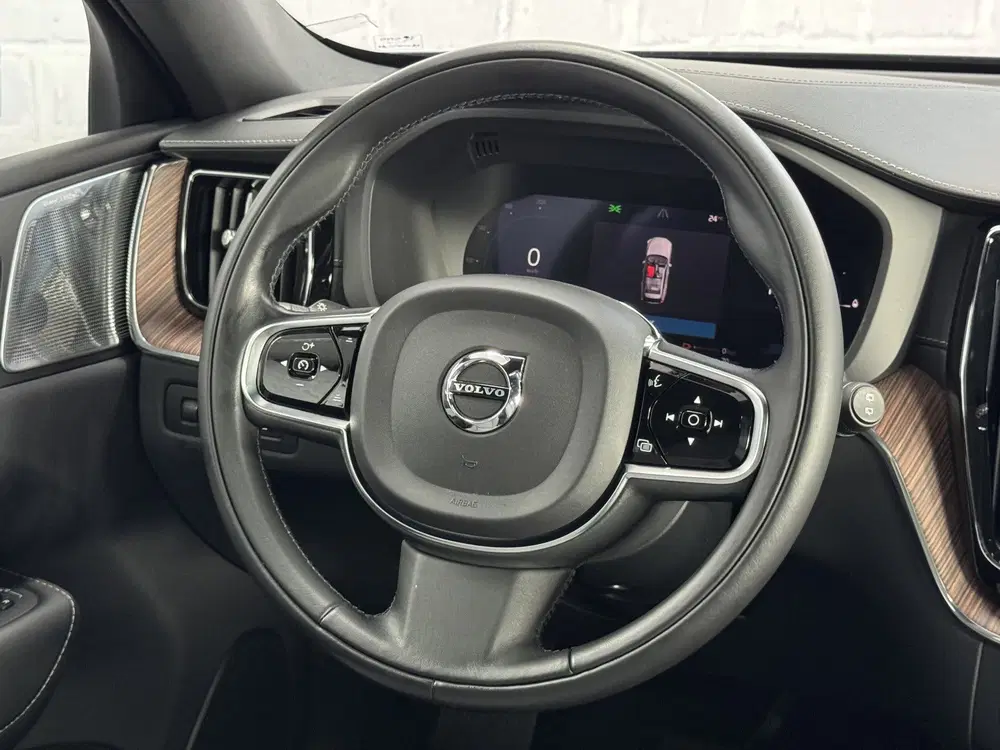 Volvo XC60 2.0 Recharge T8 AWD Inscription Luchtverin uit 2021, foto 19