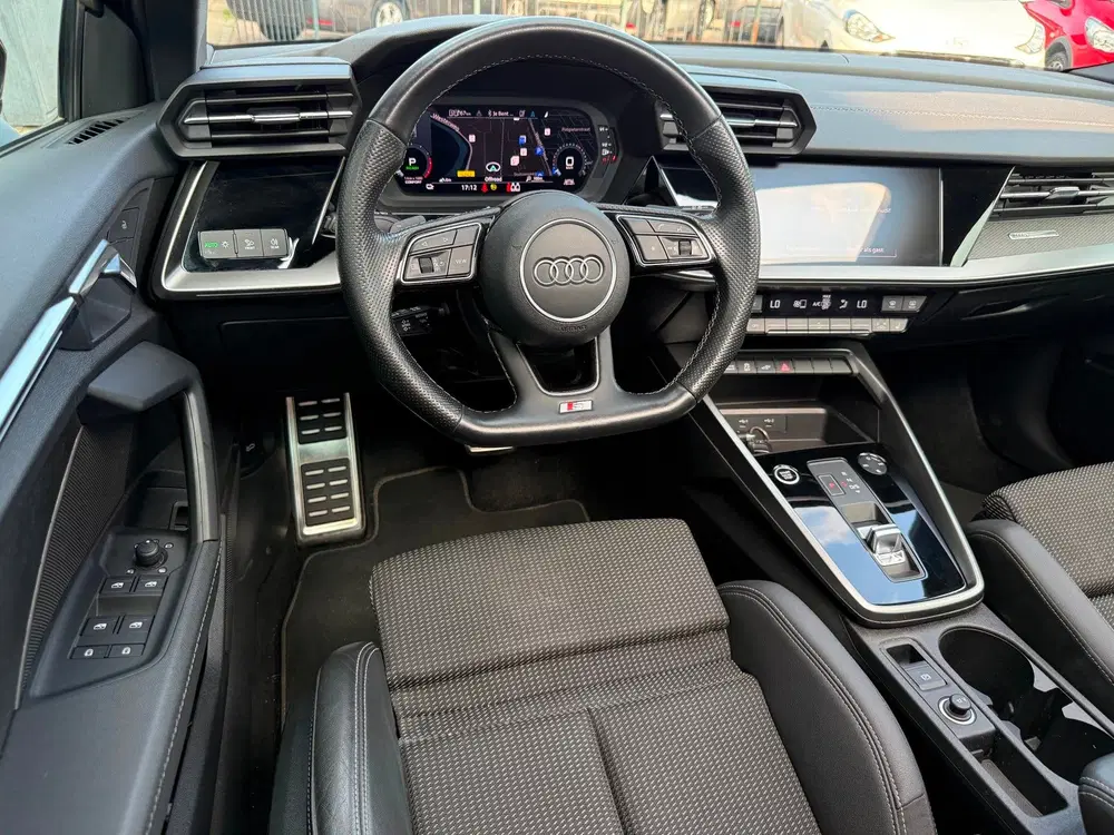 Audi A3 45 TFSI e S edition Competition uit 2022, foto 19