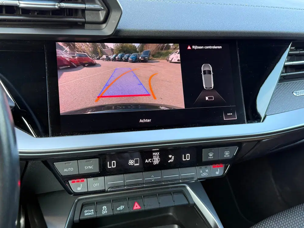Audi A3 45 TFSI e S edition Competition uit 2022, foto 7