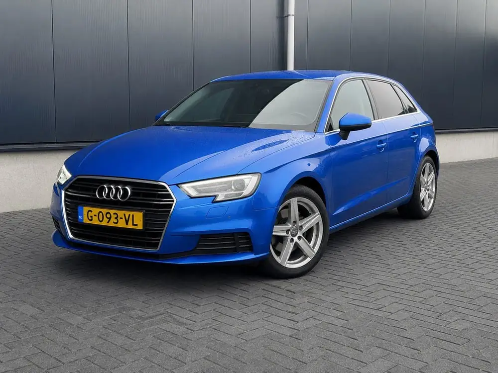Audi A3 Sportback 30 TDI Advance Xenon uit 2020