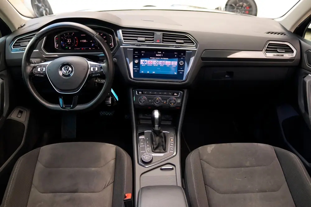 Volkswagen Tiguan 2.0 TSI 4Motion R-Line PANO ACC VIRTUAL uit 2019, foto 14
