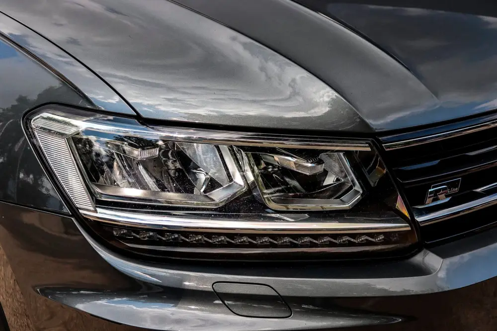 Volkswagen Tiguan 2.0 TSI 4Motion R-Line PANO ACC VIRTUAL uit 2019, foto 4
