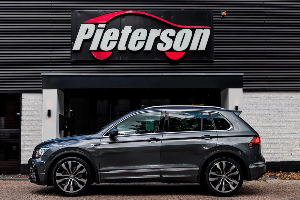 Volkswagen Tiguan 2.0 TSI 4Motion R-Line PANO ACC VIRTUAL uit 2019, foto 7