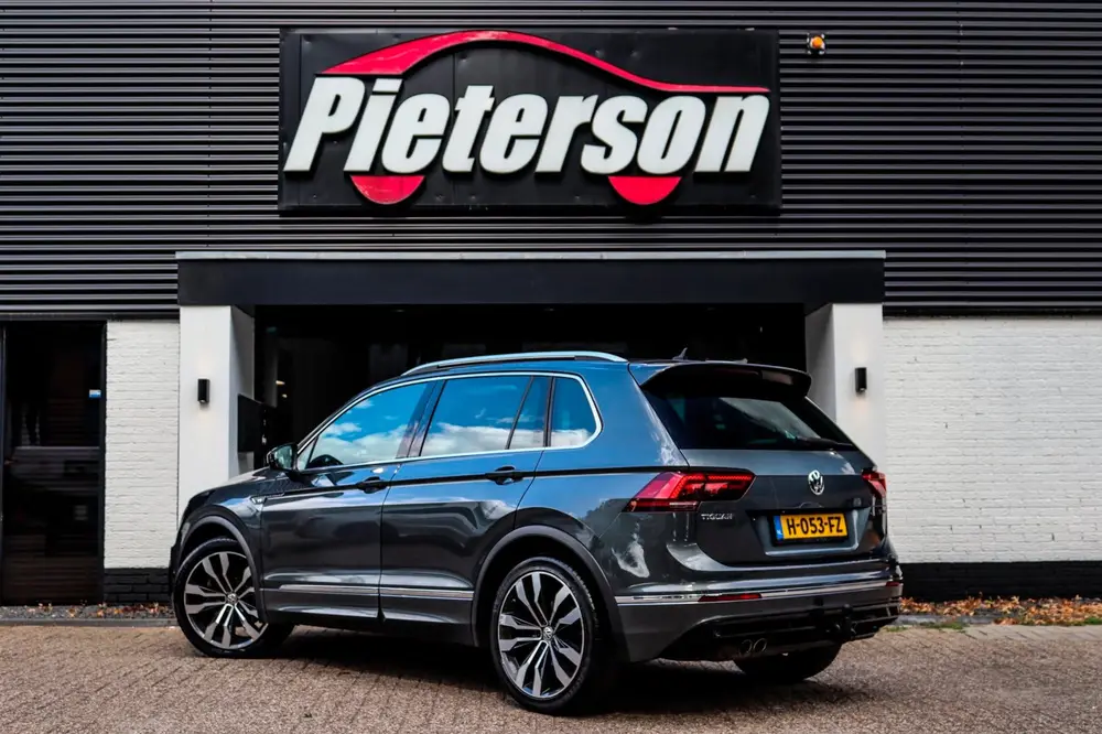 Volkswagen Tiguan 2.0 TSI 4Motion R-Line PANO ACC VIRTUAL uit 2019, foto 9