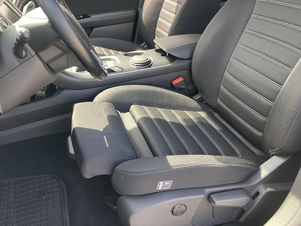 Ford Mondeo 2.0 Hybrid 187 pk Titanium Wagon AGR bestu uit 2020, foto 10