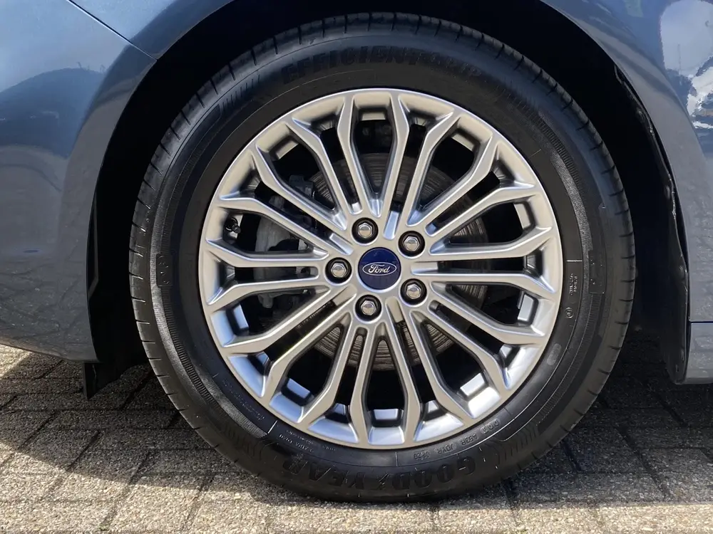 Ford Mondeo 2.0 Hybrid 187 pk Titanium Wagon AGR bestu uit 2020, foto 8