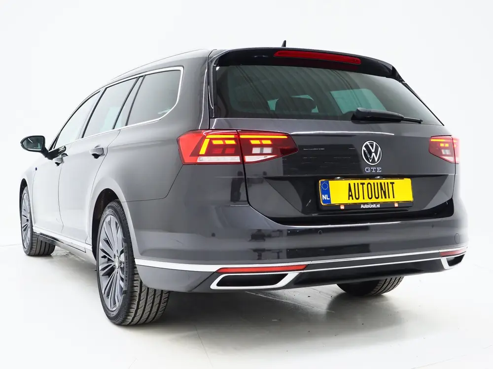 Volkswagen Passat Variant 1.4 TSI PHEV GTE | Panoramadak | L uit 2022, foto 3