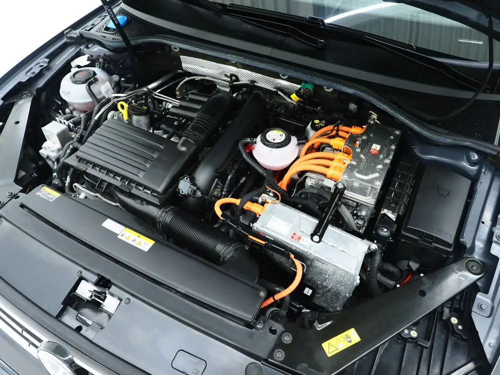 Volkswagen Passat Variant 1.4 TSI PHEV GTE | Panoramadak | L uit 2022, foto 7