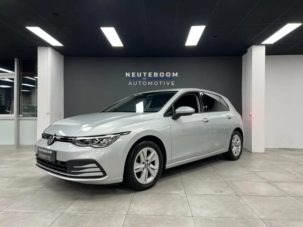 Volkswagen Golf 1.5 eTSI Lane Assist|Camera| Carplay|Cruise| uit 2020