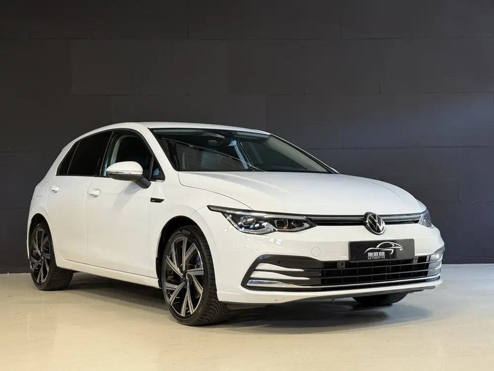 Volkswagen Golf 1.5 eTSI Style | Memory stoelen | 18'' inch uit 2020, foto 5