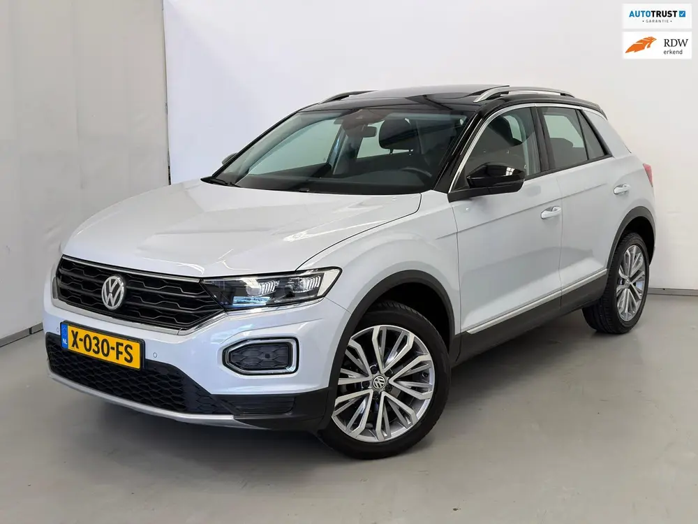 Volkswagen T-Roc 1.5 TSI Sport / Automaat / Stoelverwarming uit 2020