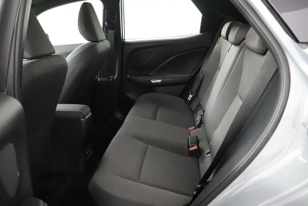 Lexus LBX 1.5 Business Line 2WD uit 2025, foto 18