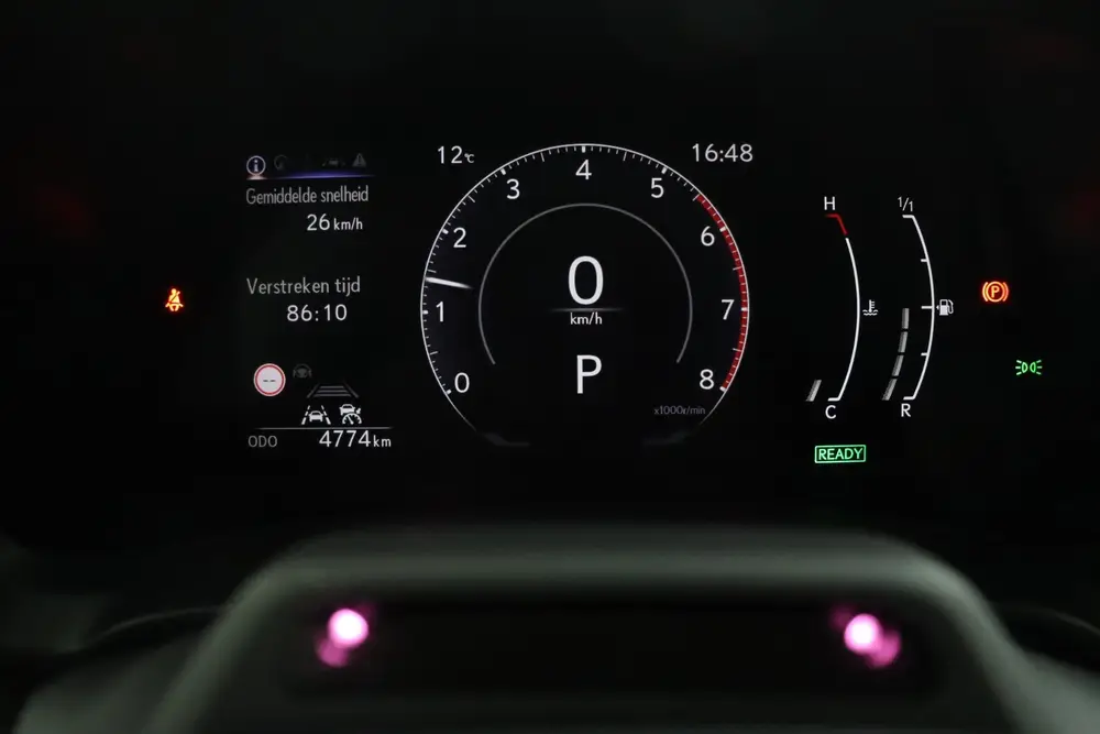 Lexus LBX 1.5 Business Line 2WD uit 2025, foto 6