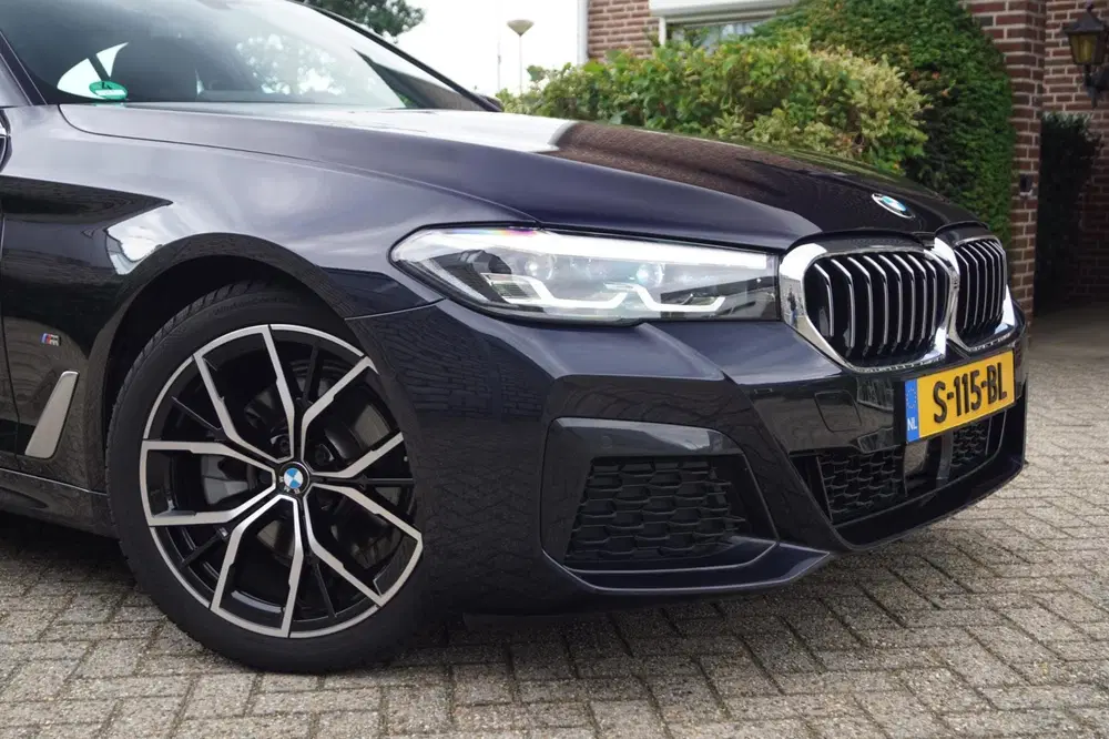 BMW 5-serie 520i Business Edition Plus M Sport Autom S uit 2023, foto 14
