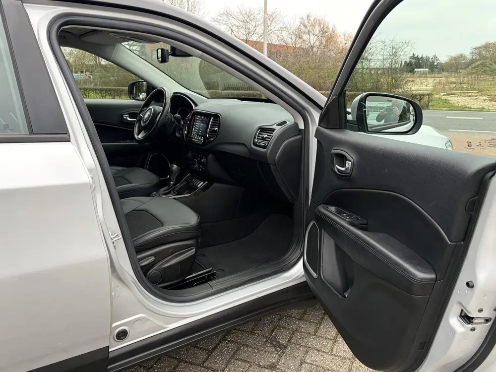 Jeep Compass 1.3T Night Eagle Liberty Edition NAVI | CAMERA uit 2020, foto 17