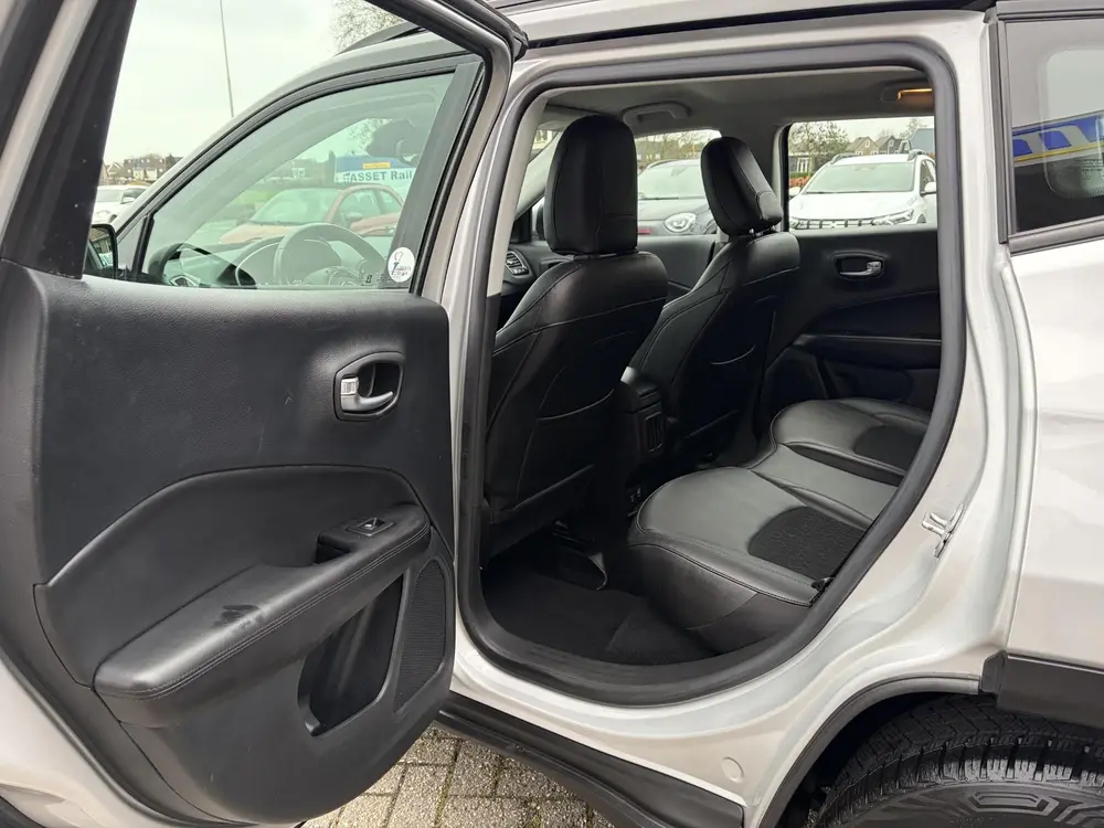 Jeep Compass 1.3T Night Eagle Liberty Edition NAVI | CAMERA uit 2020, foto 19