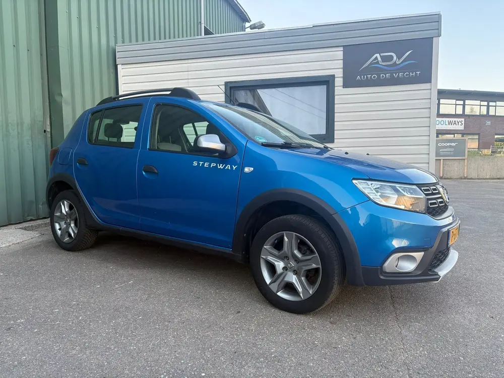 Dacia Sandero 1.0 TCe Comfort LPG - TREKHAAK - AIRCO - LM VE uit 2020, foto 4