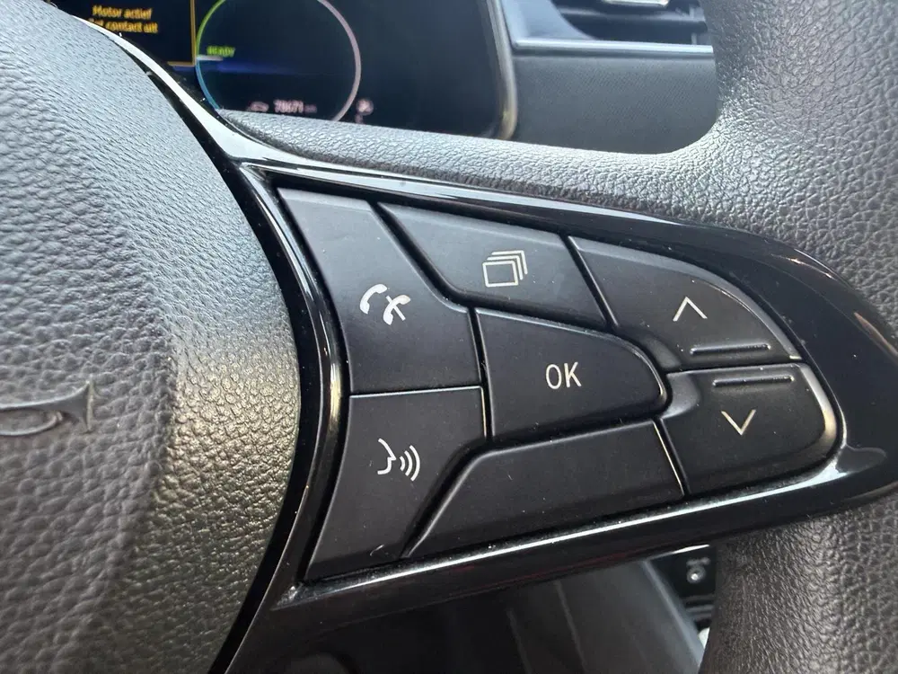 Renault ZOE R110 Life 52 kWh KOOPACCU SOH 90% KEYLESS uit 2023, foto 18