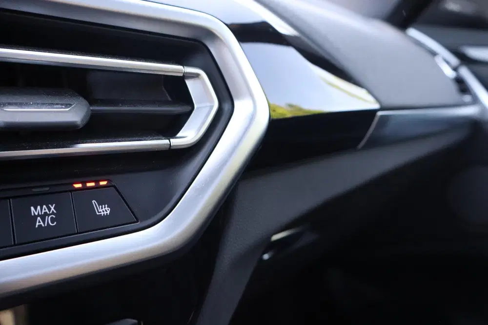 BMW iX3 High Executive 80 kWh uit 2023, foto 13