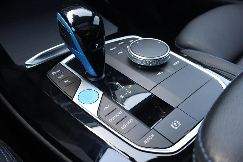 BMW iX3 High Executive 80 kWh uit 2023, foto 14
