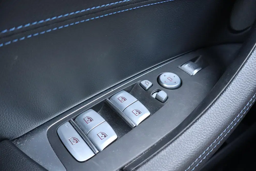 BMW iX3 High Executive 80 kWh uit 2023, foto 17